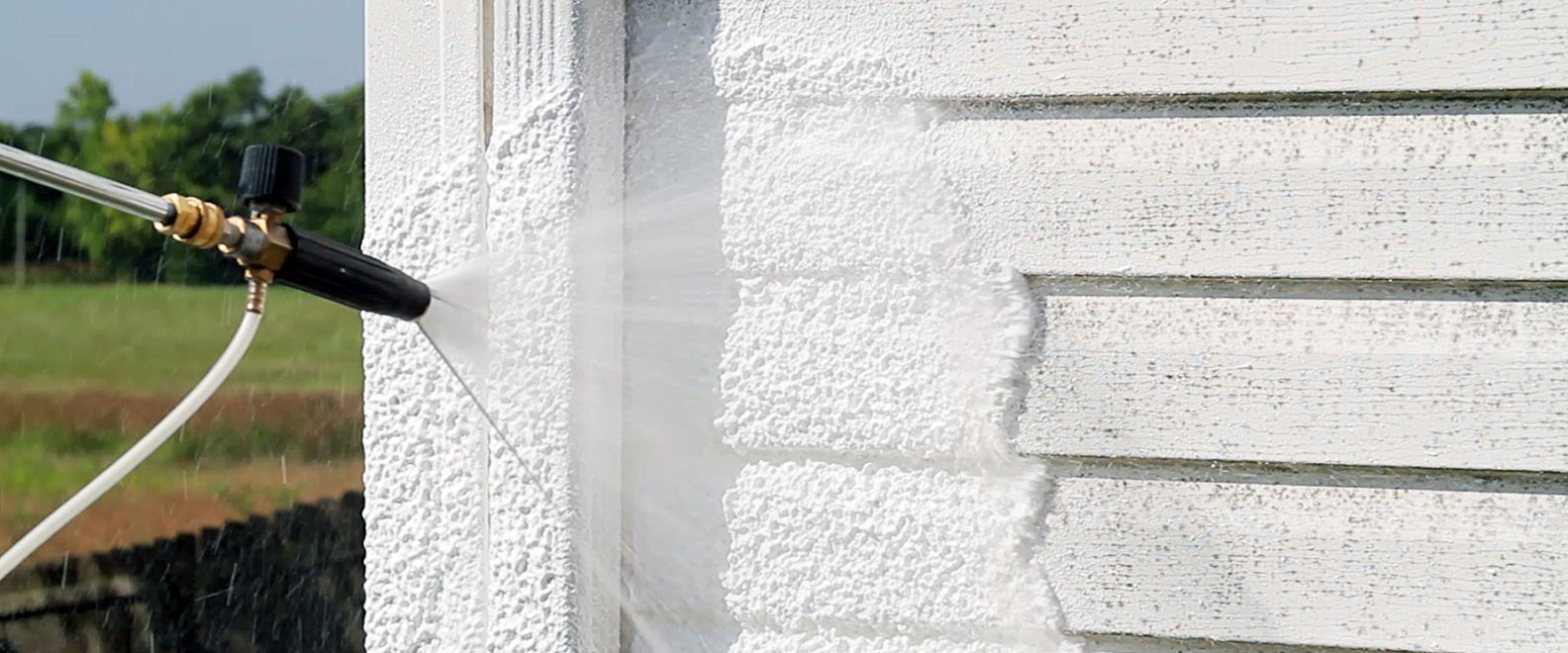 Pressure washing hero foam for homes - Strong Shield