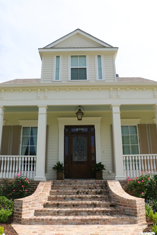 Custom exterior paint for traditional New Orleans home - Strong Shield