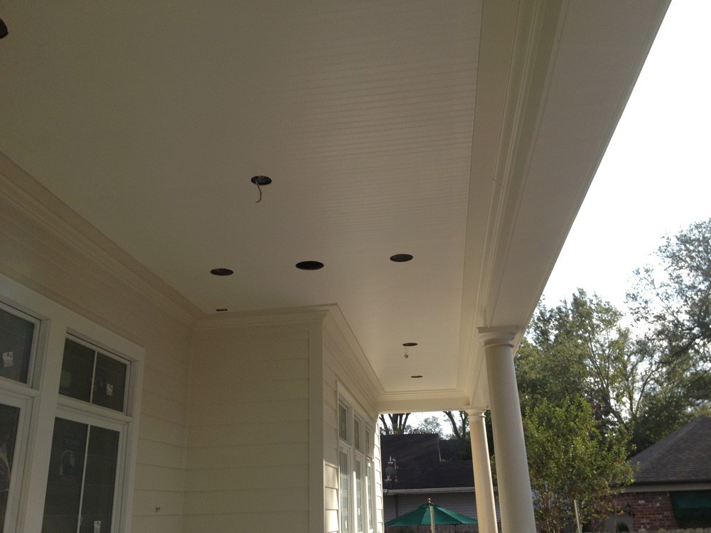 Traditional porch with custom ceiling - Metairie - Strong Shield