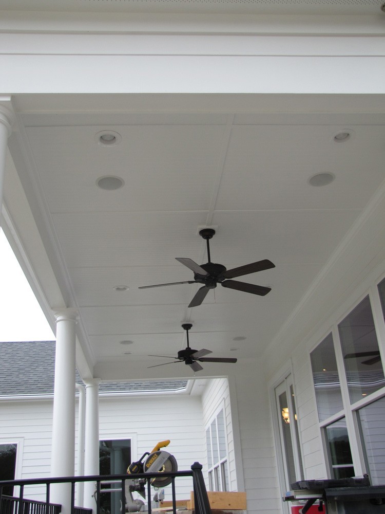 Traditional New Orleans style porch - Metairie - Strong Shield