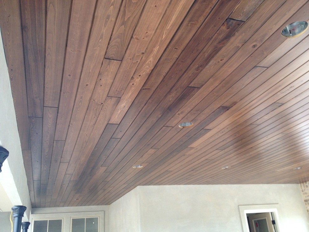 Wooden porch ceiling with iron columns - Strong Shield