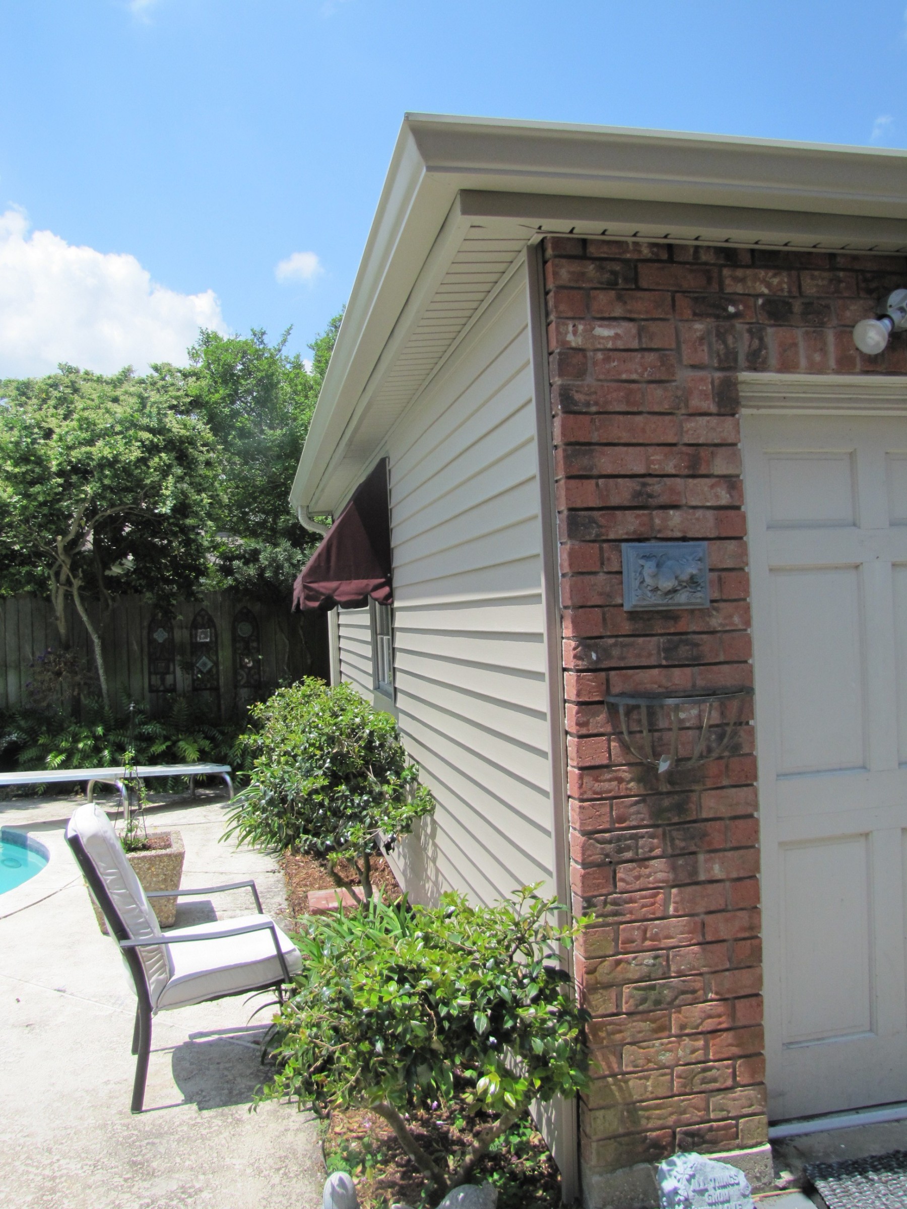 Tan Vinyl Siding in New Orleans - Strong Shield